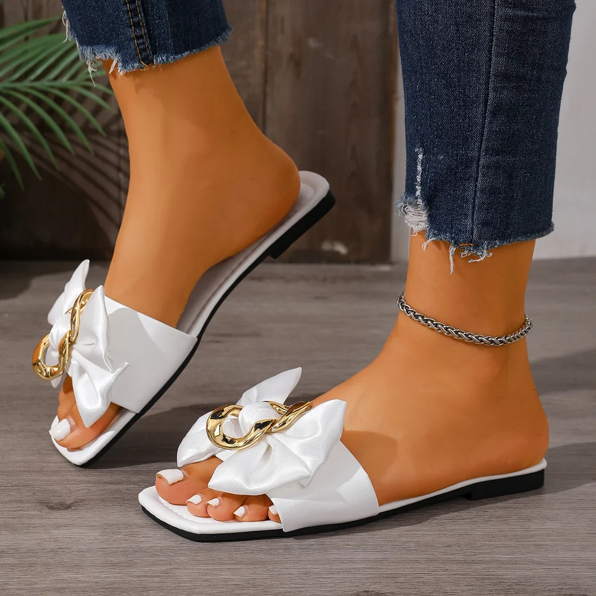 Summer Hot Selling Square Headed Comfortable Flat Slippers Fashionable Style Anti Slip Bow Casual Women's Slippers in Large Size LadyShow.Store