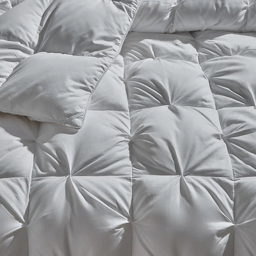Luxury 100% White Goose down Comforter Winter Warm Duvet Extra Large Double Single Lightweight 3D Bread Design Pleated Edge Pi-Mart