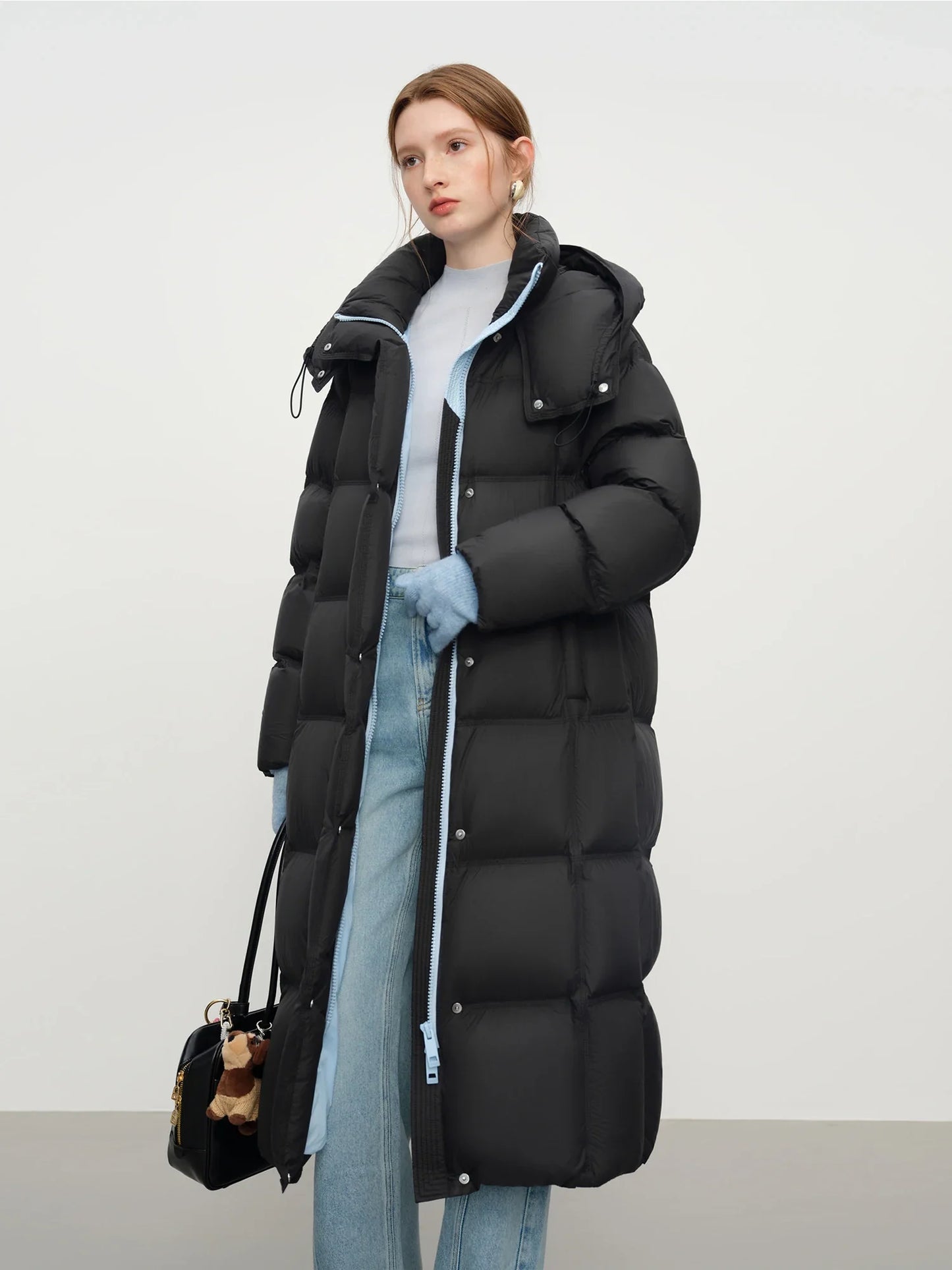 FSLE 2025 Winter New Women's Long Puffer Down Coat with Hood Two-Tone Color Block Thermal Insulated Jacket Heavy Warm Outerwear LadyShow.Store