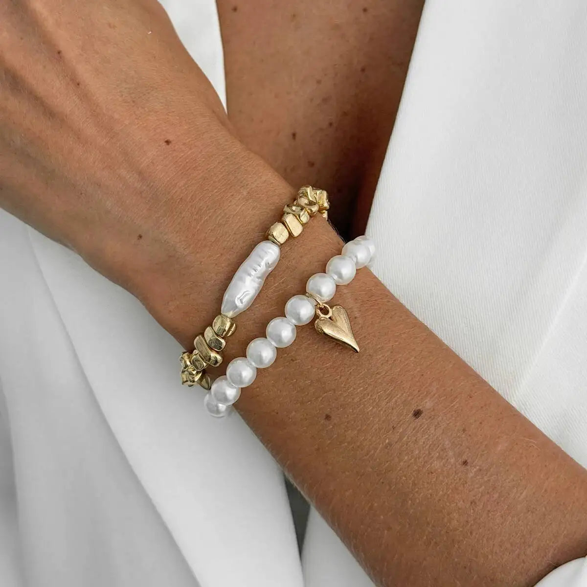 2Pcs/Set Elegant Imitation Pearl Bracelet for Women Bohemian Elastic Rope Chain Bracelet with Heart Pendant Jewelry Gift Pi-Mart
