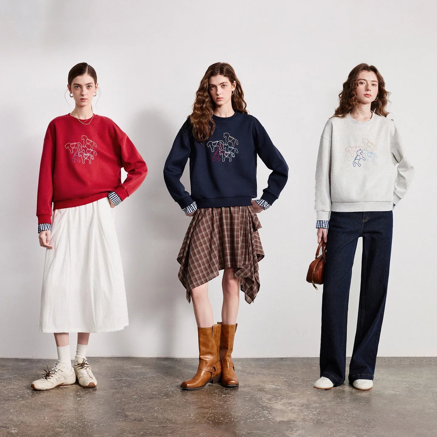 TOYOUTH Women Crewneck Patchwork Plaid Fake Two-Piece Pony Embroidery Loose Sweatshirt 2026 Spring New Tops LadyShow.Store