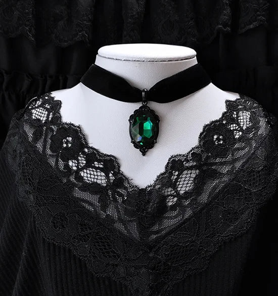 Gothic Vampire Cameo Pendant Choker Velvet Necklace for Women Fashion Pagan Witchcraft Jewelry Female Gifts Creative Punk Choker Pi-Mart
