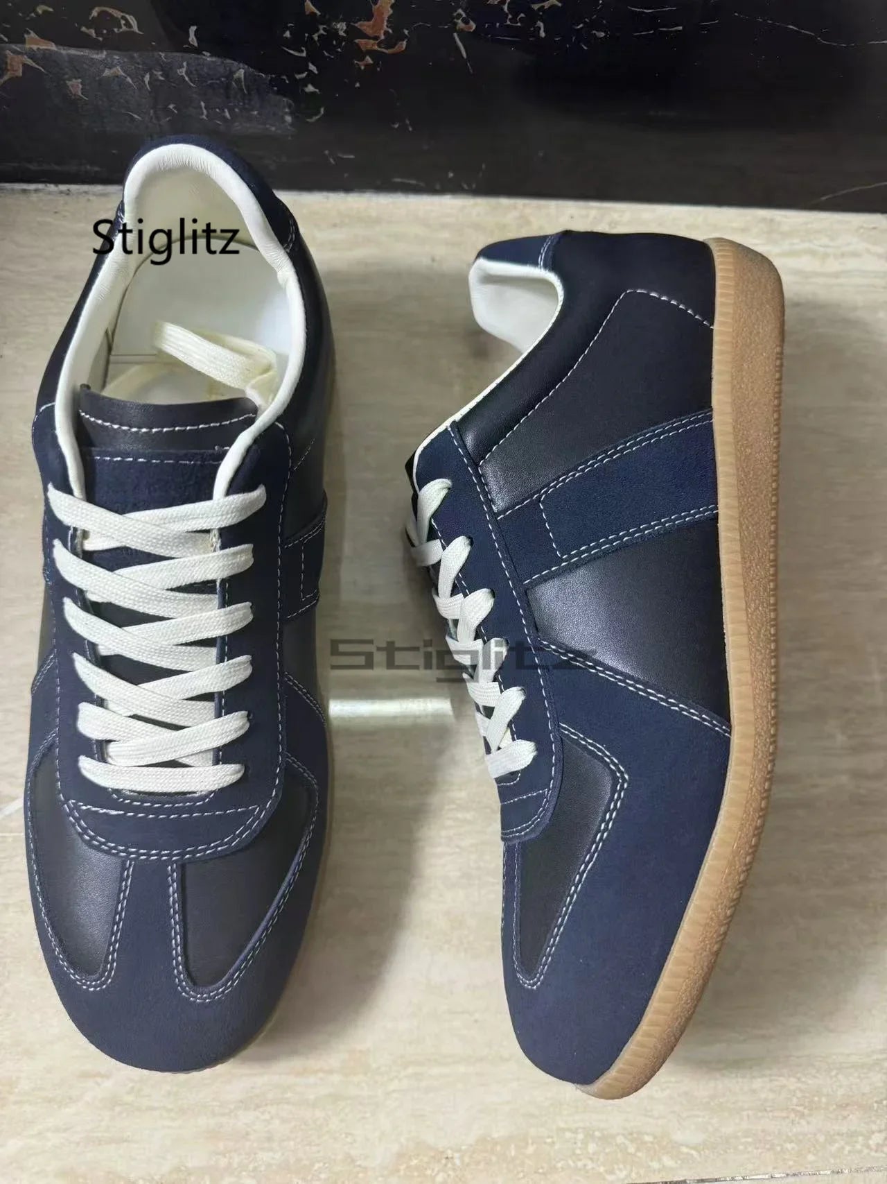 Sports Flat Casual Couple Shoes Men Women Classic Trendy Versatile Suede Leather Lace Up Sneakers Spring Autumn Training Shoes Pi-Mart