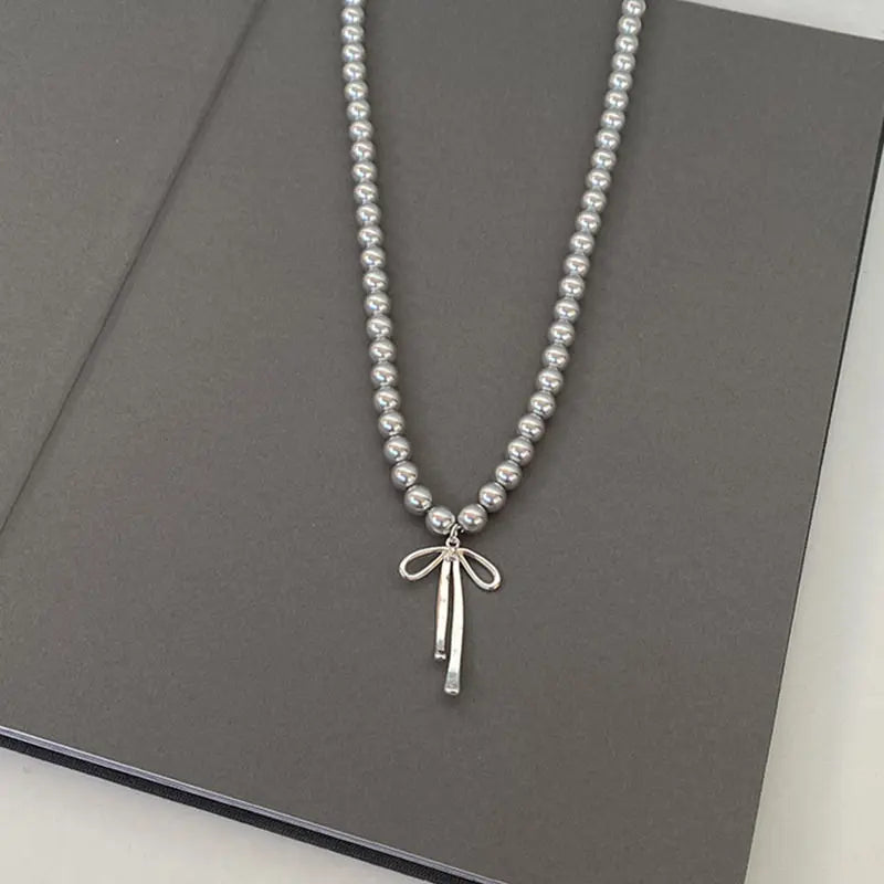 Fashionable Choker with Pendant Graceful Bowknot Pendant Choker Necklace with Gray Pearls Neck Jewelry Accessories Pi-Mart