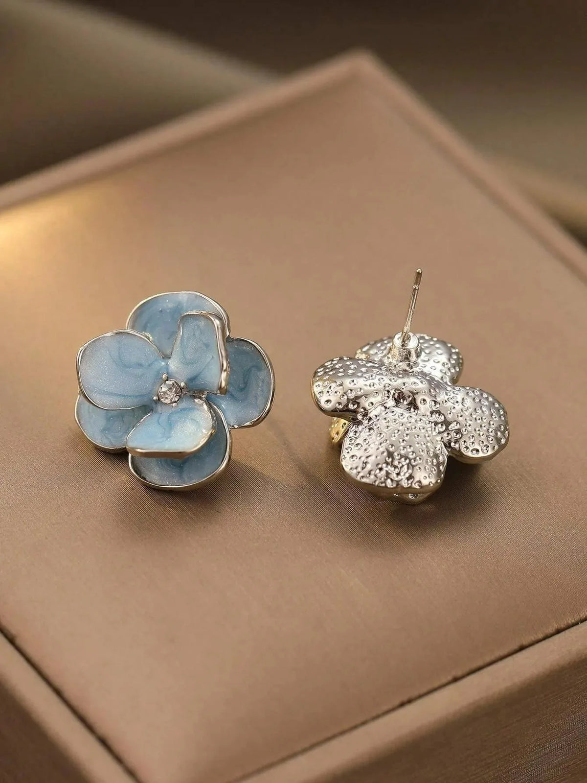 New Fashion Sweet Design Spring/Summer Blue Pink Enamel Flower Light Luxury High End Earrings Party Gifts for Women Jewelry Pi-Mart