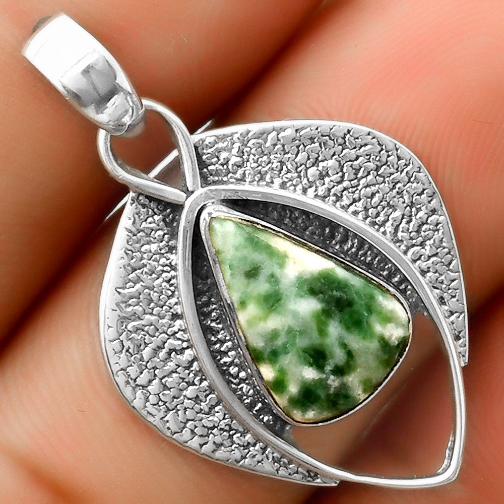 Southwest Style - Natural Dioptase Pendant P-1402 SDP113003 LuxuryLifeWay Online Store