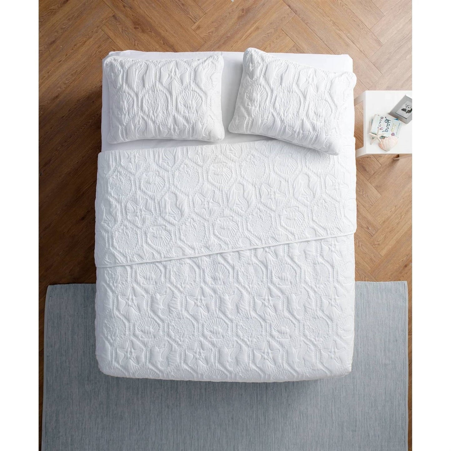 Queen size Coastal Beach Seashells Starfish Sea Horse White 3-Piece Quilt Set LuxuryLifeWay Online Store