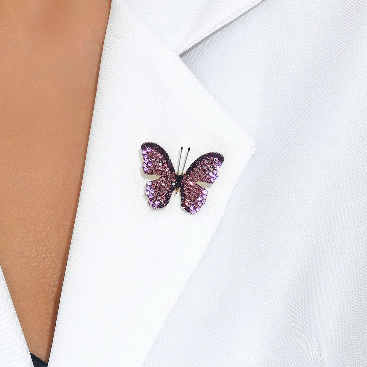 Cute Butterfly Brooch for Women, Sparkling and Vibrant with Forest Style Design, Daily Wear Brooch Accessories Pi-Mart