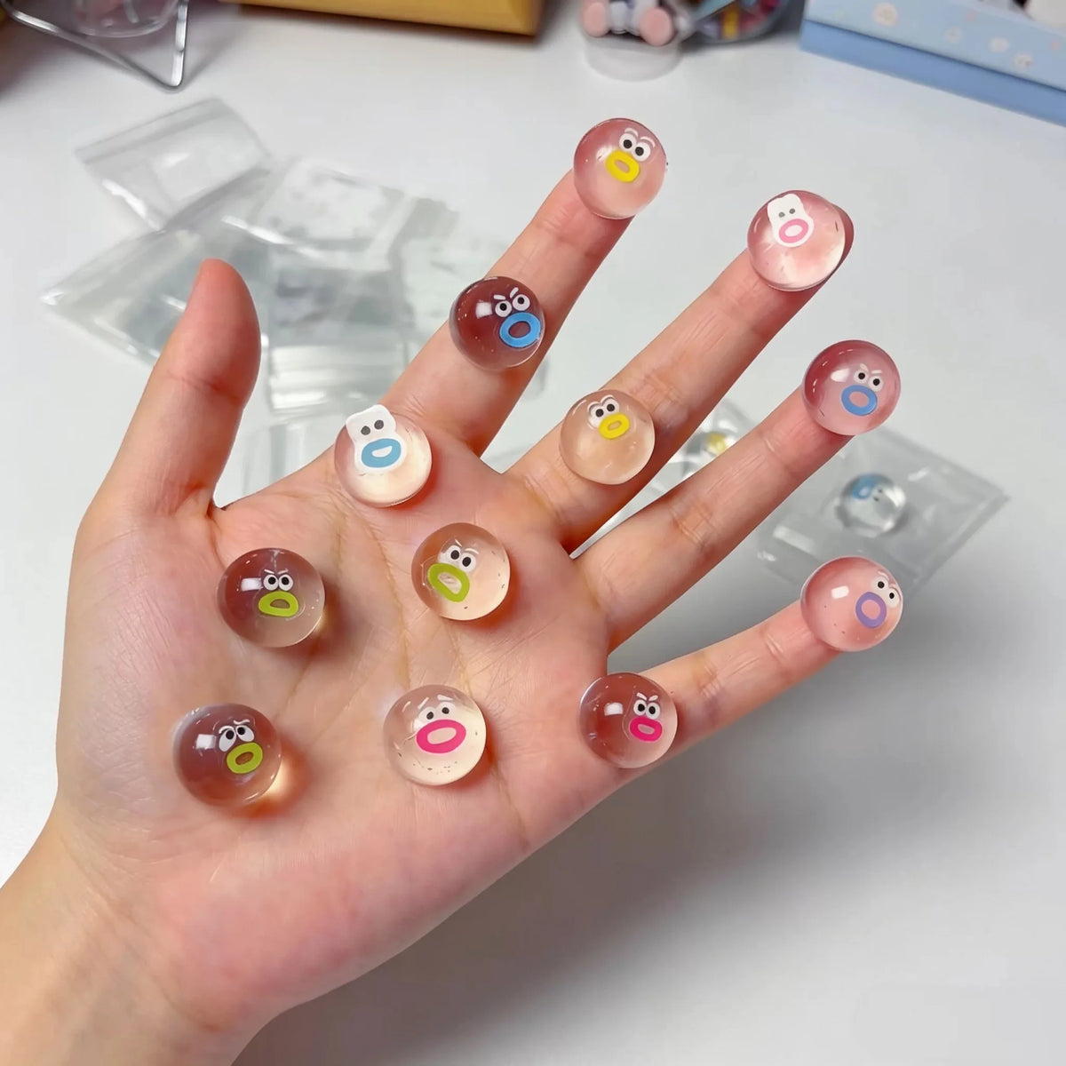 10/20/30Pcs Mini DIY Squishies Expression Squeeze Fidget Toy Emotion Fidget Poppers Sensory Fidget Toys Cute Desk Accessory Gift Pi-Mart
