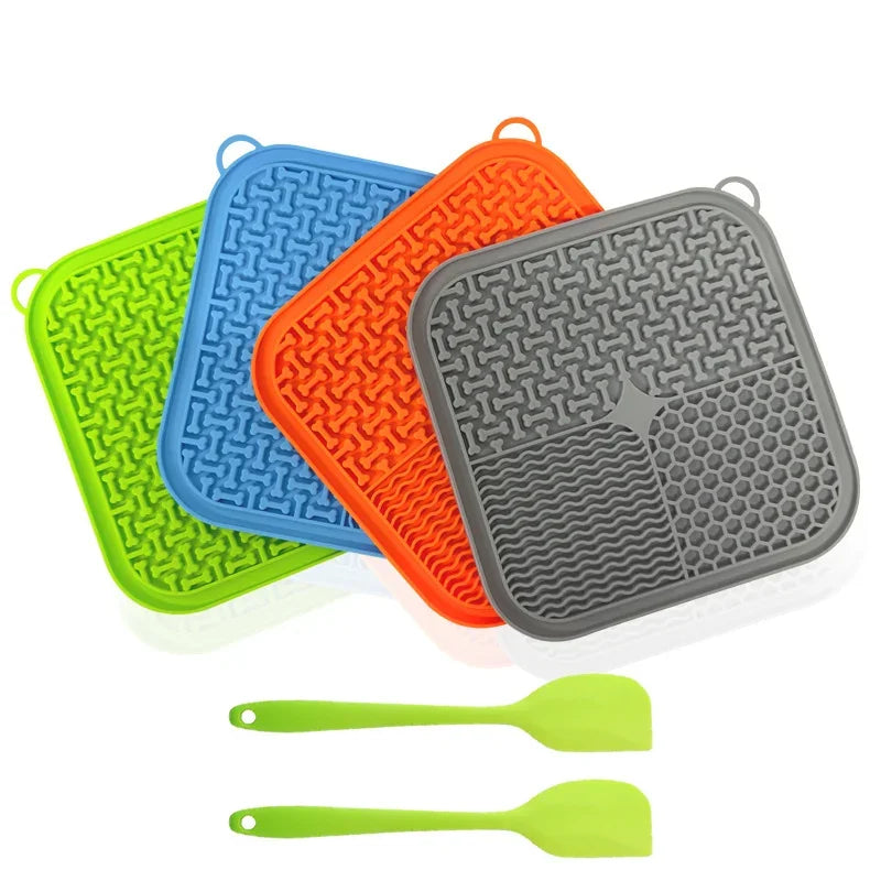 Licking Mat Slow Feeder for Dogs and Cats, Premium Lick Pad with Suction Cups for Dog Anxiety Relief, Slow Feeder Dog Bowls Pi-Mart