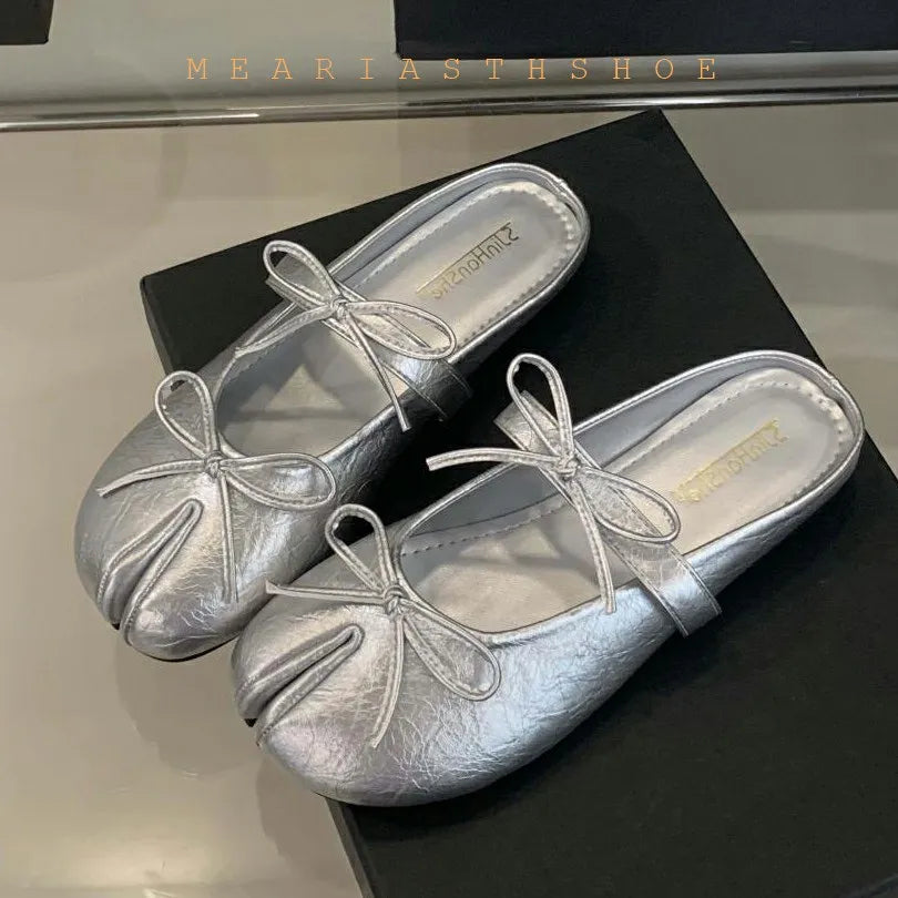 Spring Summer Microfiber Leather Split Toe Women Pumps Fashion bowknot Designer Low Heeled Tabi Soft Soles Loafers Casual Shoes LadyShow.Store