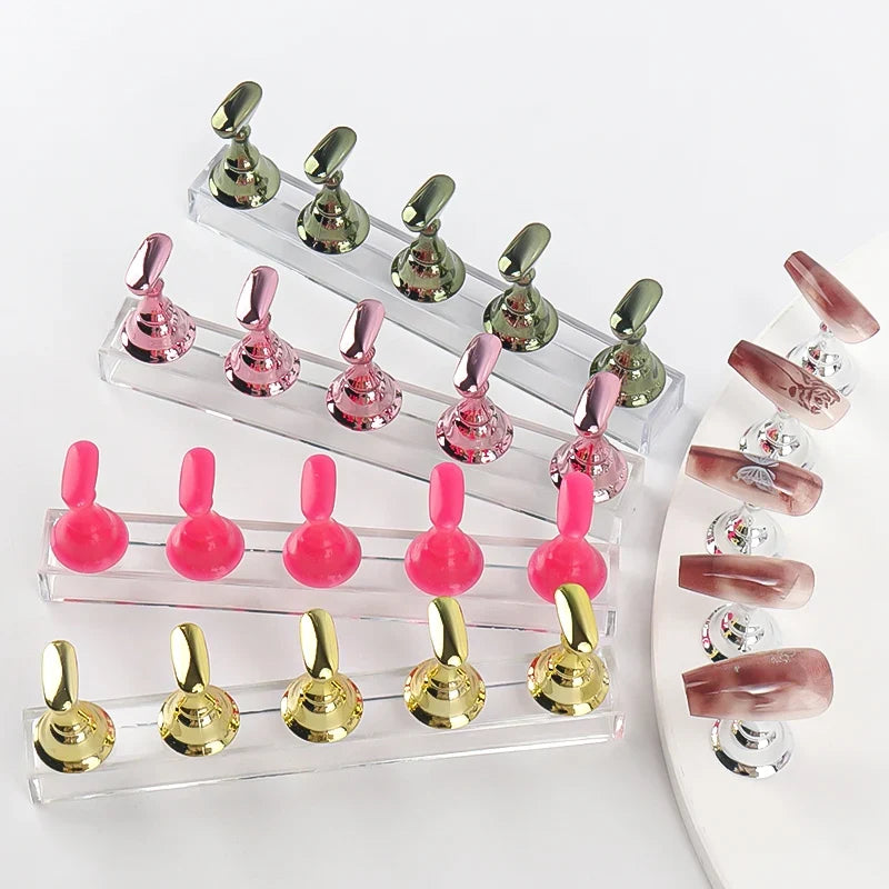 5pcs Chess Magnetic Nail Holder Acrylic Nail Tips Practice Display Stand Showing Shelf Gel Polish Display Stand Manicure Tools Tri Light Beauty