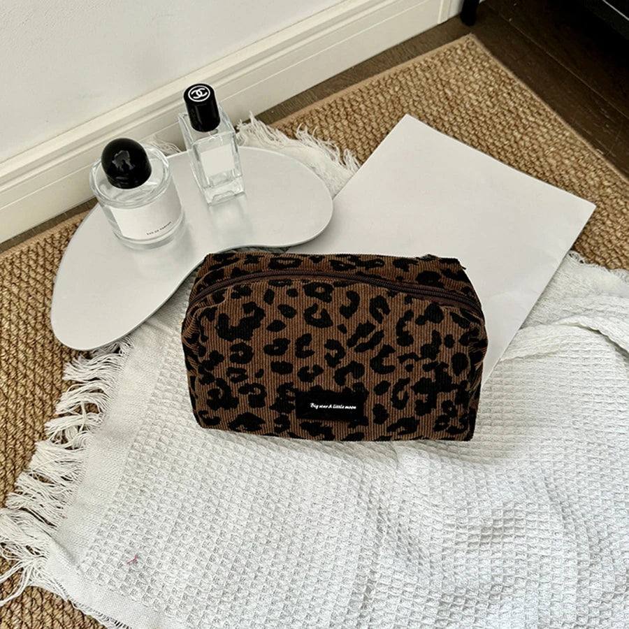 Unique Leopard Print Makeup Bag • Large-Capacity Cosmetic Organizer • Lipstick Storage Pouch Pi-Mart