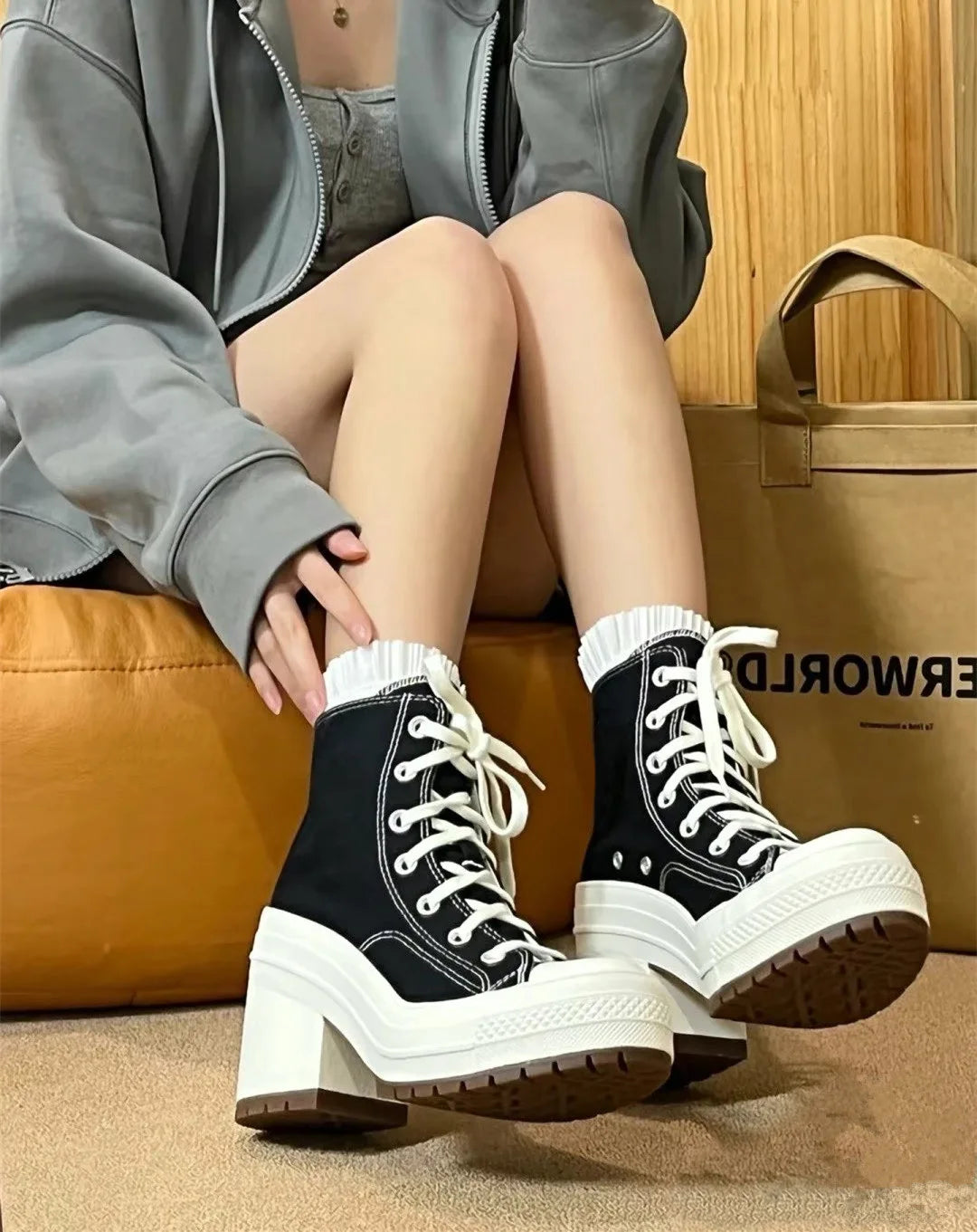 Women Platform Sneakers Canvas Shoes Personalized Luxry Heels Skateboard Lace Up Casual Fashion Outdoor Sneakers Pi-Mart