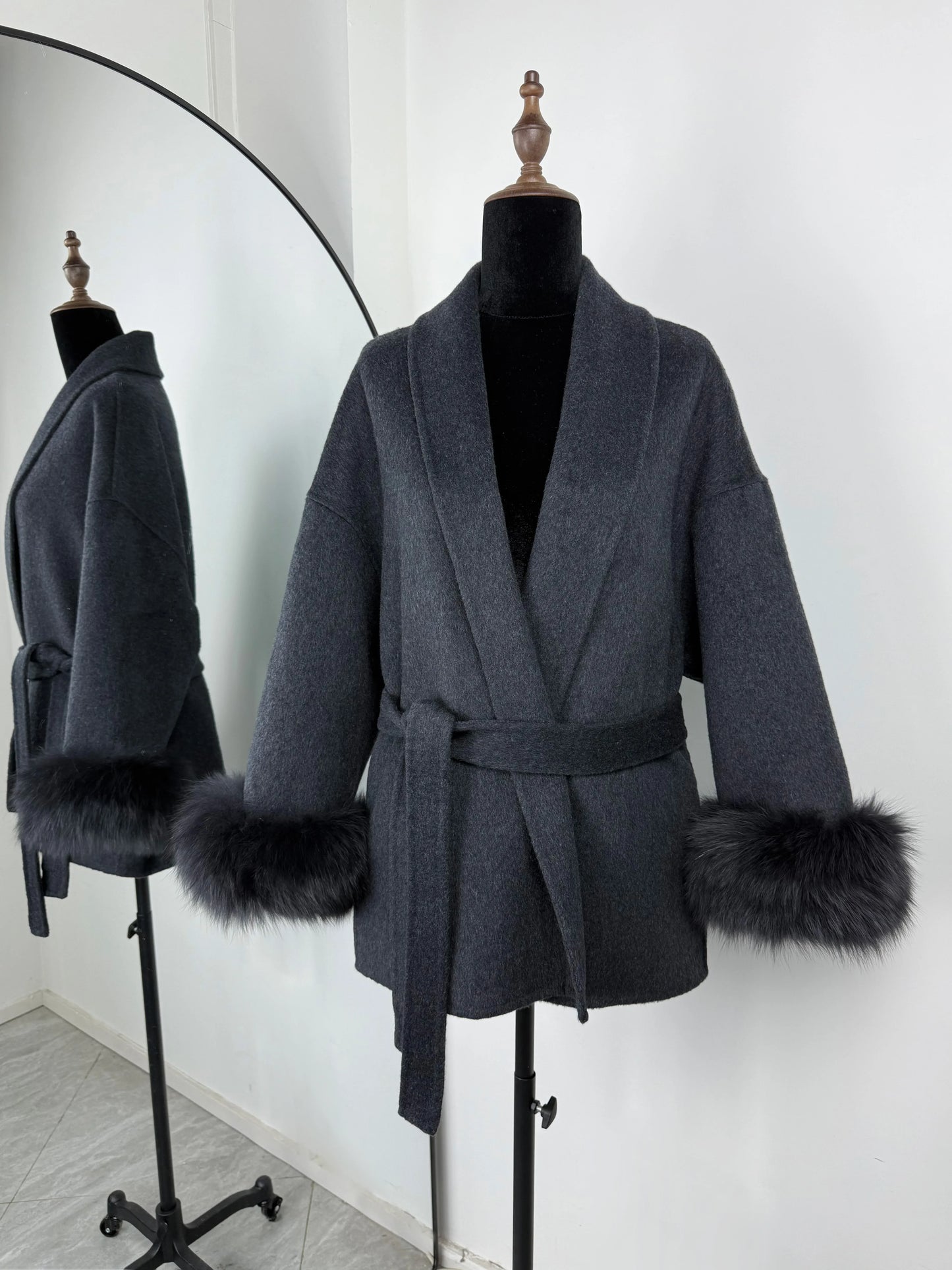 TARUXY Fox Fur Woolen Coats Women's Short Coat Office Lady Removable Elegant Double-sided Wool Overcoat 2025 New Cardigan Jacket LadyShow.Store