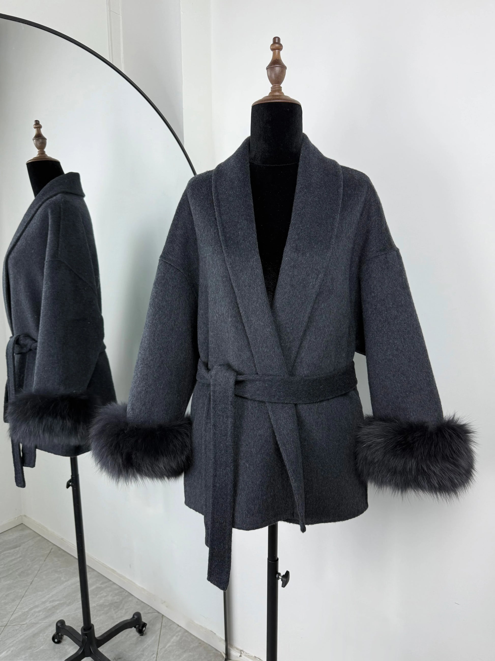 TARUXY Fox Fur Woolen Coats Women's Short Coat Office Lady Removable Elegant Double-sided Wool Overcoat 2025 New Cardigan Jacket LadyShow.Store