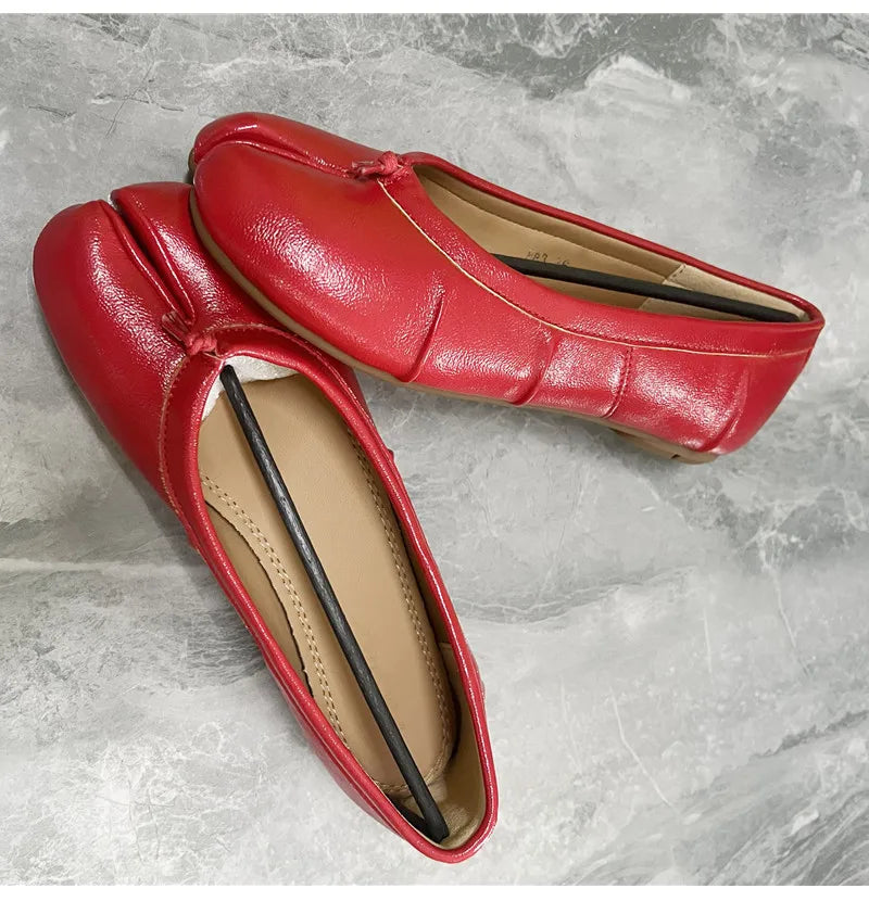 Split Toe Women Ballet Flats Fashion Tabi Shoes Casual Slip-on Loafers Ladies Pleated Leather Espadrilles Zapatillas Mujer Pi-Mart