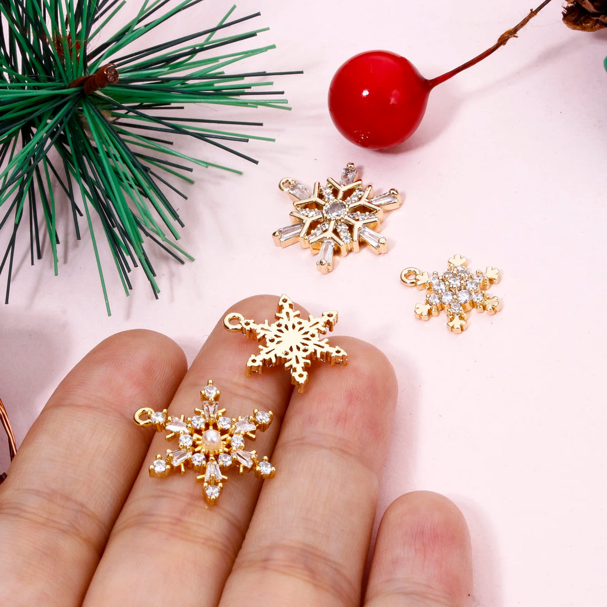 1 Piece Brass Christmas Charms 18K Gold Plated Christmas Snowflake Clear Cubic Zirconia Pendants For DIY Jewelry Making Findings Pi-Mart