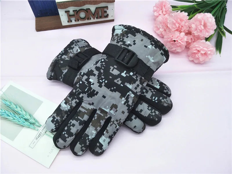 Kids Winter Gloves for Boys Girls 8-12 Years Old Fleece Lined Warm Thick Camouflage Ski Cycling Design Mittens Accessories Pi-Mart