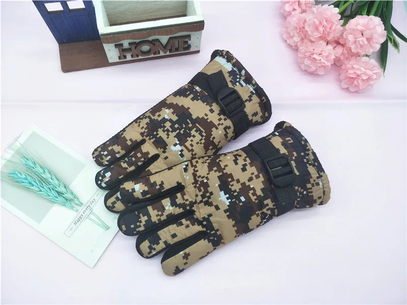 Kids Winter Gloves for Boys Girls 8-12 Years Old Fleece Lined Warm Thick Camouflage Ski Cycling Design Mittens Accessories Pi-Mart