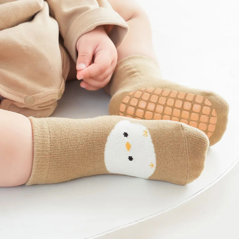 6 Pairs Kids Non-Slip Socks Cute Cartoon Fox and Bear Pattern Childrens Boys Girls Floor Socks Comfortable for Toddler Pi-Mart