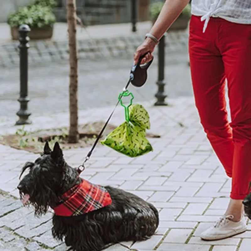 Dog Poop Bag Holder Pet Waste Carrier Clip Hands-Free Dog Leash Dispenser Outdoor Walking Puppy Poop Bags Clip Easy To Carry Pi-Mart