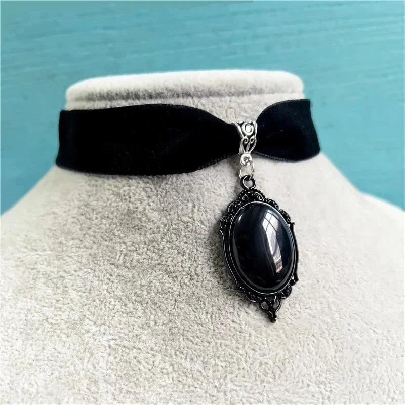 Gothic Vampire Cameo Pendant Choker Velvet Necklace for Women Fashion Pagan Witchcraft Jewelry Female Gifts Creative Punk Choker Pi-Mart