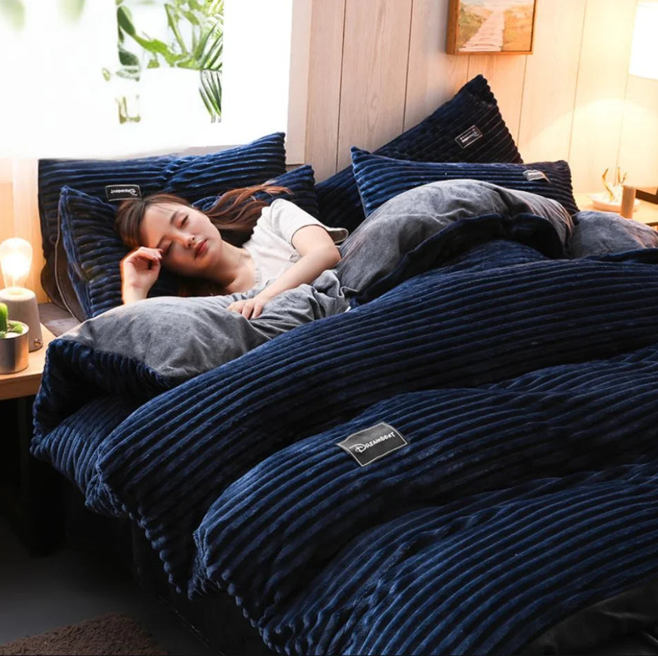 Warm Winter Duvet Cover Bedding Set Thick Solid Color Velvet Double Soft Quilt Cover Twin Queen King Comforter Cover Sets 220*24 Pi-Mart