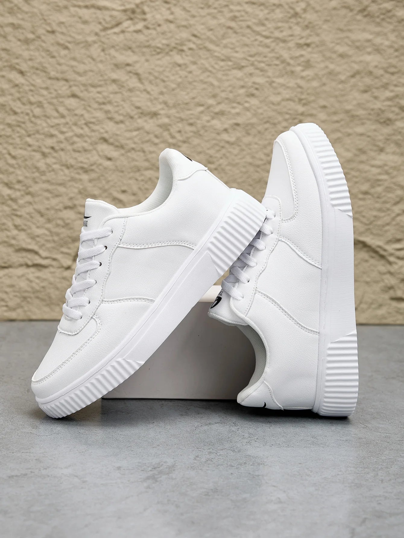 Fashion Leather Men White Sneakers Breathable Comfort Classic Casual Shoes Mens Women Outdoor Walking Shoes Couple Footwear Size Pi-Mart