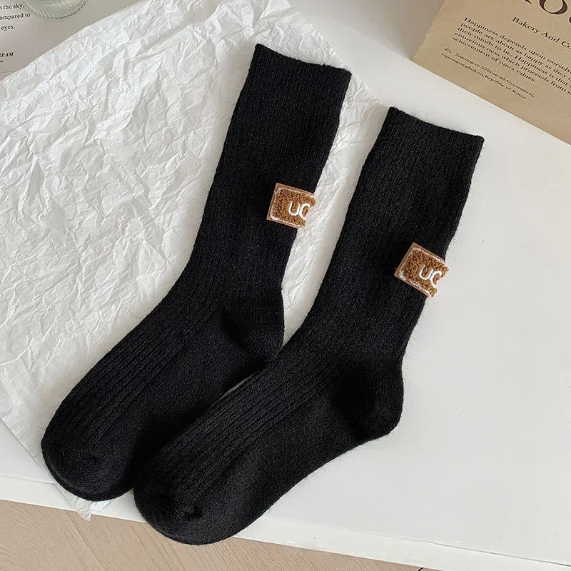 1/3Pairs Winter Thick Warm Padded Socks Solid Color Mid Calf Socks Women’s Casual Embroidered Logo Pile Socks Cold Weather Wear Pi-Mart