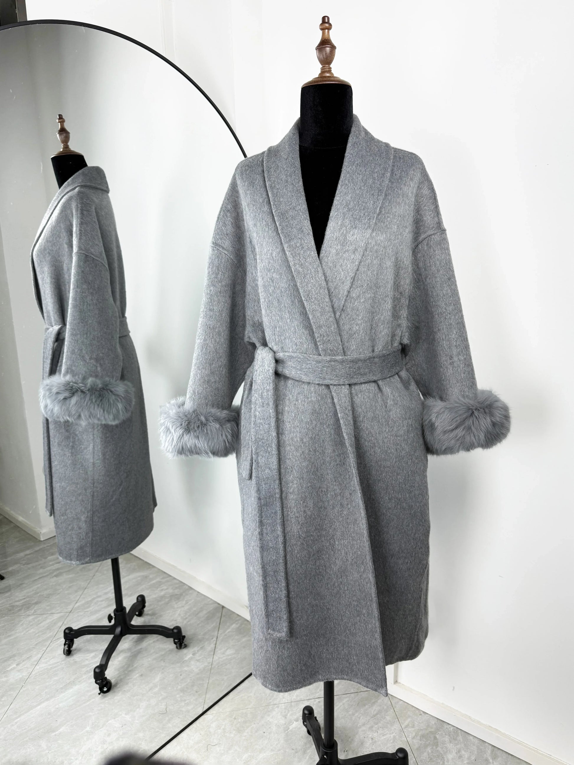 TARUXY Fox Fur Woolen Coats Women's Short Coat Office Lady Removable Elegant Double-sided Wool Overcoat 2025 New Cardigan Jacket LadyShow.Store