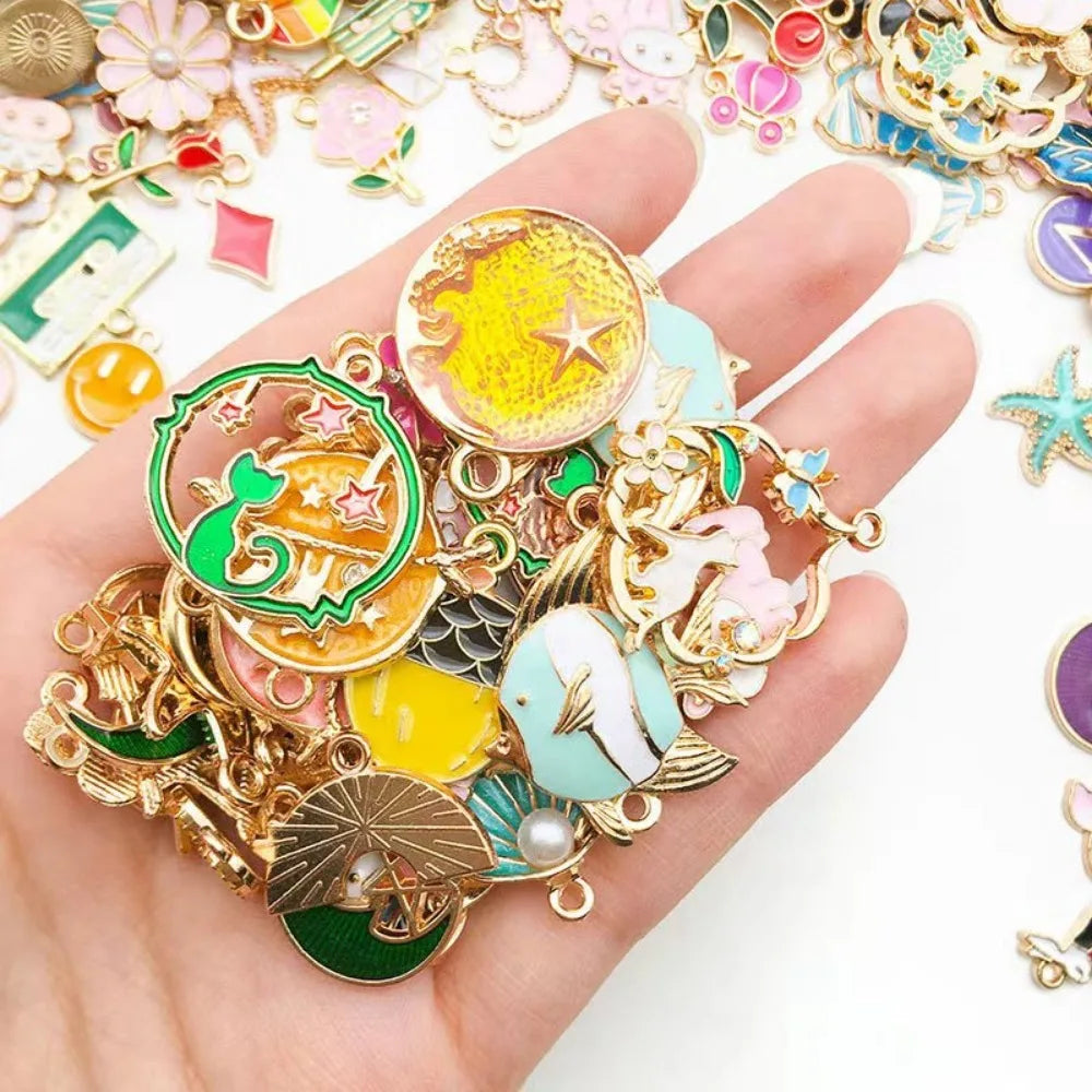 20/30/50/100pcs Mixed Style Gold-Plated Pendants, Drip Oil Alloy Pendants, Jewelry Accessories, Used for DIY Jewelry Making Pi-Mart