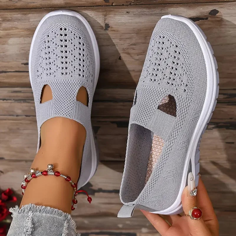 Women's casual sports shoes, solid color breathable sports soft-soled lightweight walking shoes, low-top knitted casual shoes LadyShow.Store