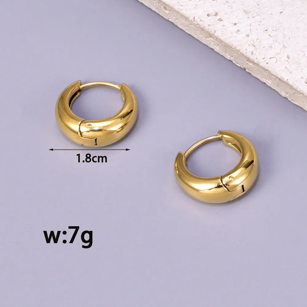 E137 European and American minimalist smooth geometric oval retro cool style earrings plated with 18K gold Pi-Mart