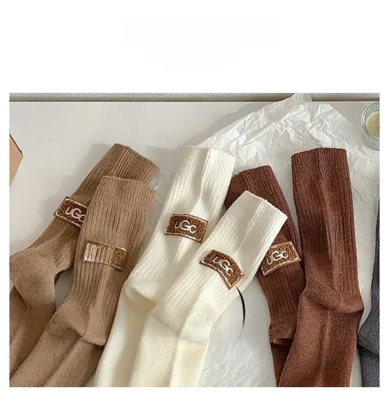 1/3Pairs Winter Thick Warm Padded Socks Solid Color Mid Calf Socks Women’s Casual Embroidered Logo Pile Socks Cold Weather Wear Pi-Mart