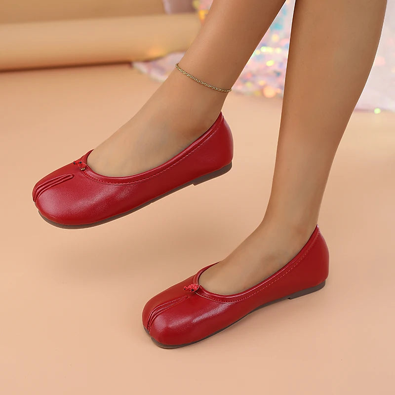 2025 Women's Leather Toe Separator Loafers Flat Comfortable Slip-On Breathable Casual Shoes Pi-Mart