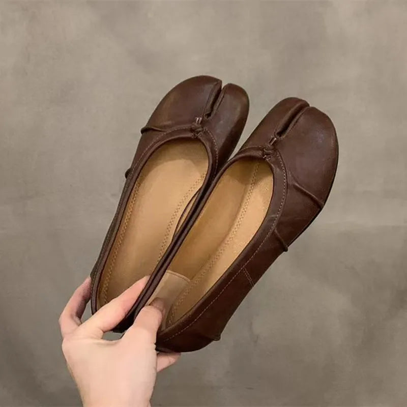 Split Toe Women Ballet Flats Fashion Tabi Shoes Casual Slip-on Loafers Ladies Pleated Leather Espadrilles Zapatillas Mujer Pi-Mart