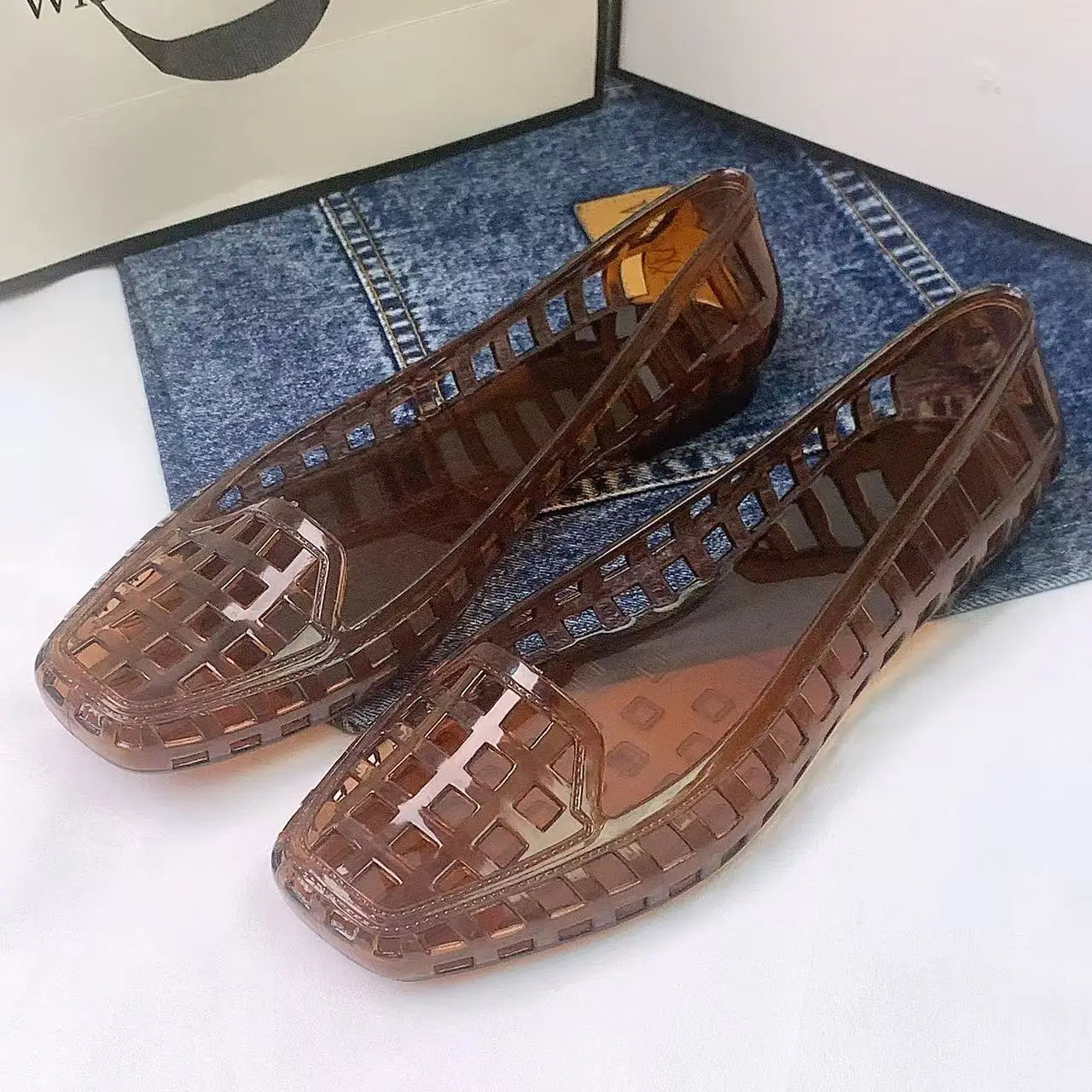 Spring and Summer New Korean Style Transparent Crystal Shoes for Women, Comfortable Closed-Toe Hollow Sandals, Soft and Fashionable Dongdaemun Jelly Shoes, Slip-On Slippers LadyShow.Store