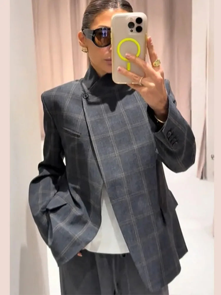 Chic Plaid Women Blazer Jackets Casual Split Loose Stand Collar Full Sleeve Short Jacket 2026 Lady Fashion Daily Commute Outwear LadyShow.Store