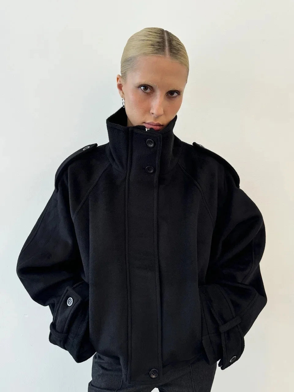 Fashion Oversize Lapel Suit Jacket Women Casual Single Button Pockets Female Coat 2025 Summer New Half Sleeve Jackets Streetwear LadyShow.Store