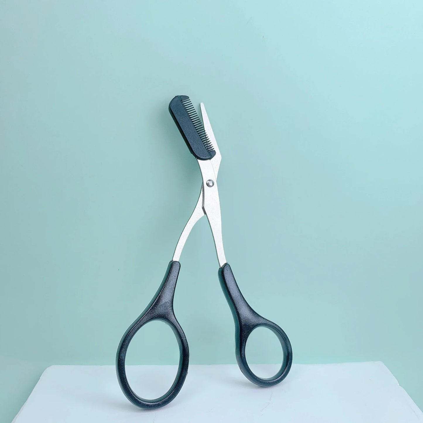 Eyebrow Razor Scissor  Stainless Steel Safe Anti-scratch Trimmer for Beginners Crescent Sharp Beauty Tool Multi-color Tri Light Beauty