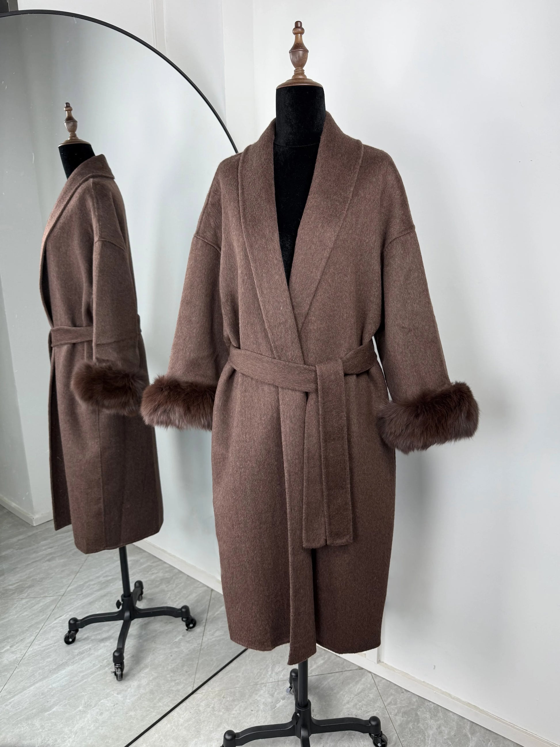 TARUXY Fox Fur Woolen Coats Women's Short Coat Office Lady Removable Elegant Double-sided Wool Overcoat 2025 New Cardigan Jacket LadyShow.Store