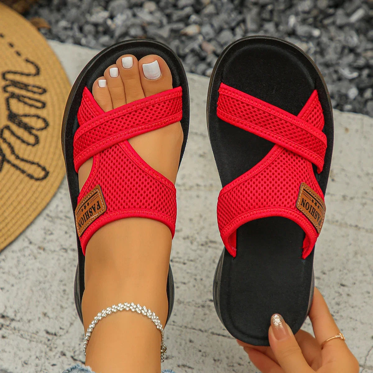Women Flat Slippers Summer Outdoor Wear Sandals Soft Bottom Lightweight Shoes Women Casual Versatile Beach Slippers Slides Women LadyShow.Store