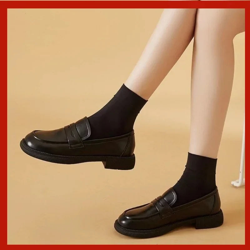 Women's Soft Sole Loafers - Comfortable Slip-On Flats, Suitable for Commuting and Casual Wear, Minimalist Design, Mother's Shoes LadyShow.Store