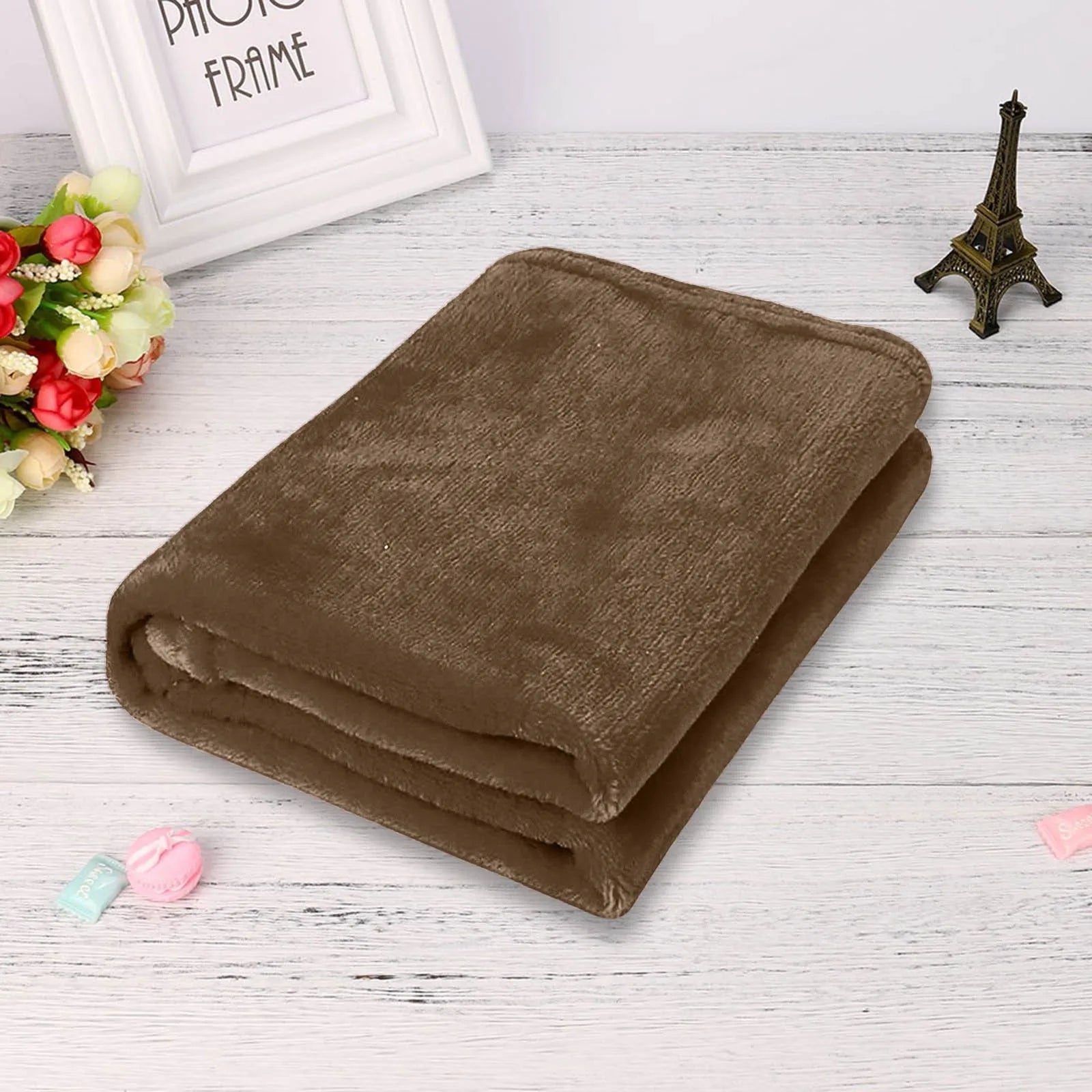 Plain Flannel Coral Blanket Small Fleece Sheet Super Warm Solid Micro Plush Fleece Blanket Throw Rug Sofa Bedding Supplies Pi-Mart