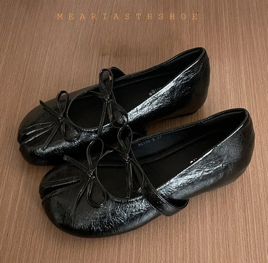 Spring Summer Microfiber Leather Split Toe Women Pumps Fashion bowknot Designer Low Heeled Tabi Soft Soles Loafers Casual Shoes LadyShow.Store