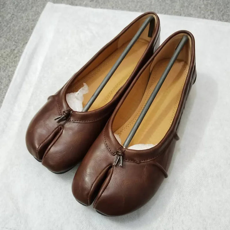 Split Toe Women Ballet Flats Fashion Tabi Shoes Casual Slip-on Loafers Ladies Pleated Leather Espadrilles Zapatillas Mujer Pi-Mart