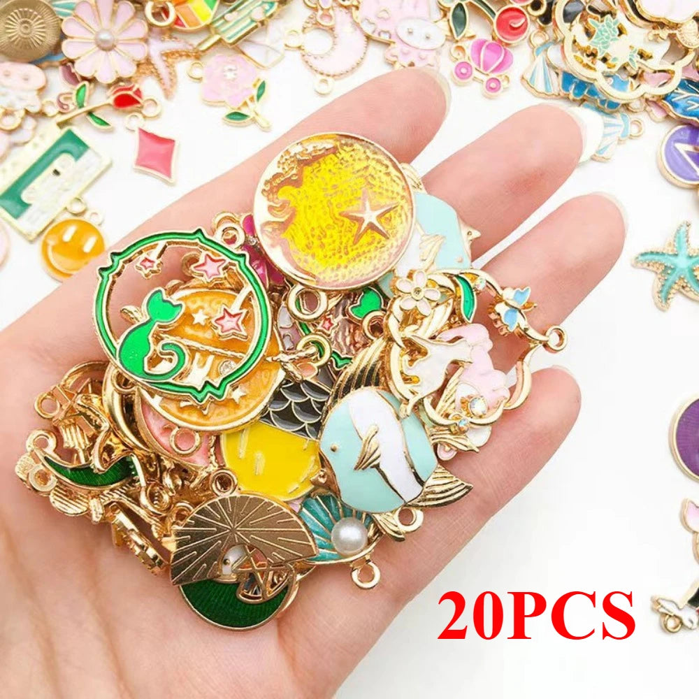 20/30/50/100pcs Mixed Style Gold-Plated Pendants, Drip Oil Alloy Pendants, Jewelry Accessories, Used for DIY Jewelry Making Pi-Mart