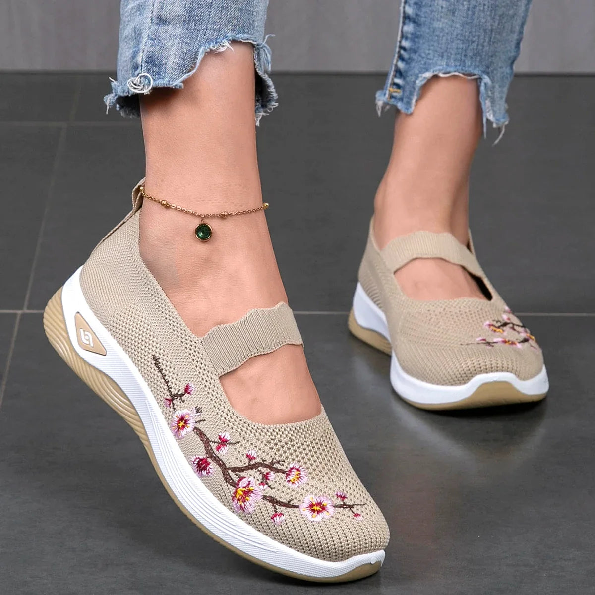 Women's summer breathable mesh flat shoes women's shoes casual sports shoes, clearance free shipping LadyShow.Store