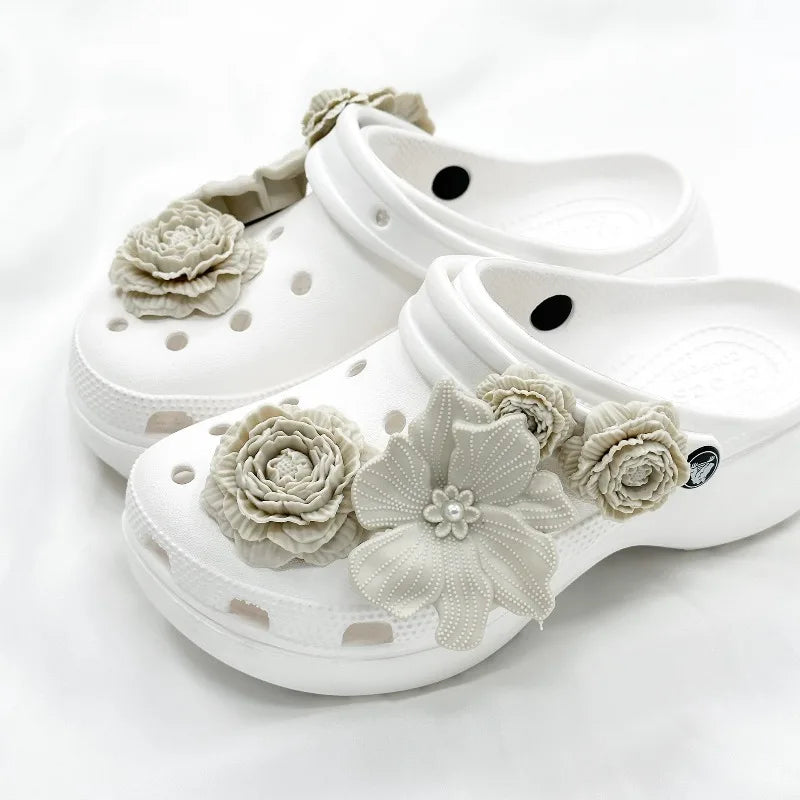 Cute Shoe Charms Set DIY Flower Hole Shoe Buckle Shoes Accessories 3D Flower Bouquet Bone White Hole Shoe Decorations For Women Pi-Mart